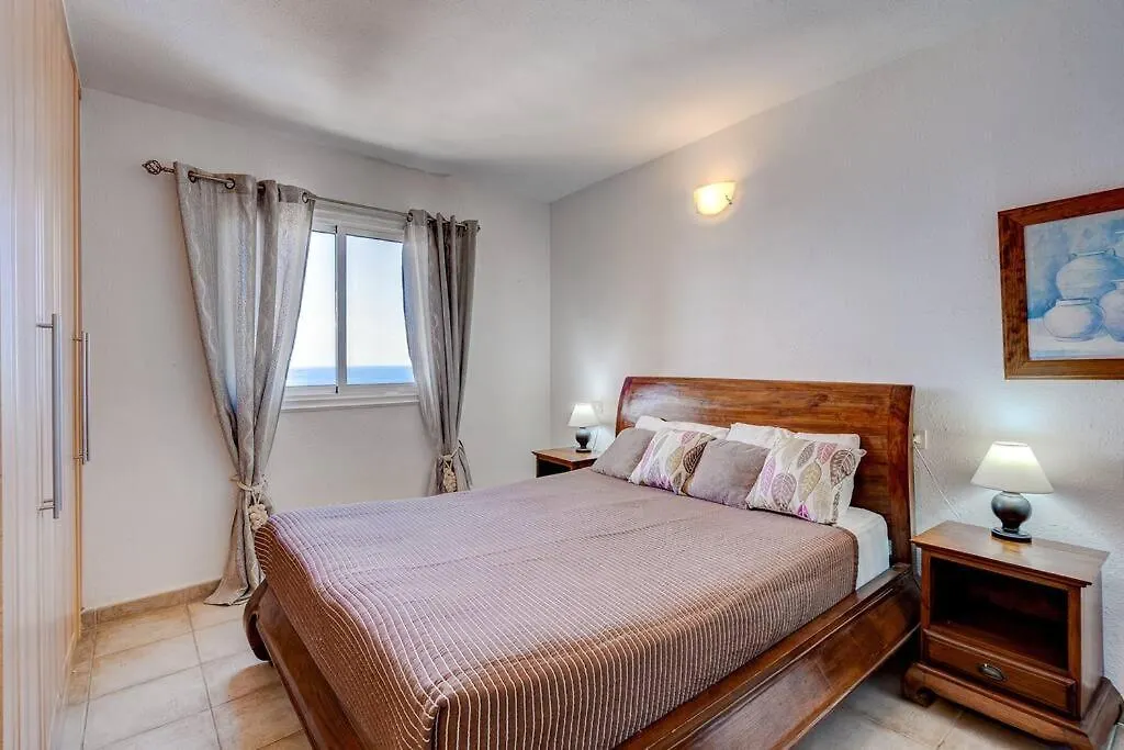 Torres Del Sol - 1 Bedroom Arona